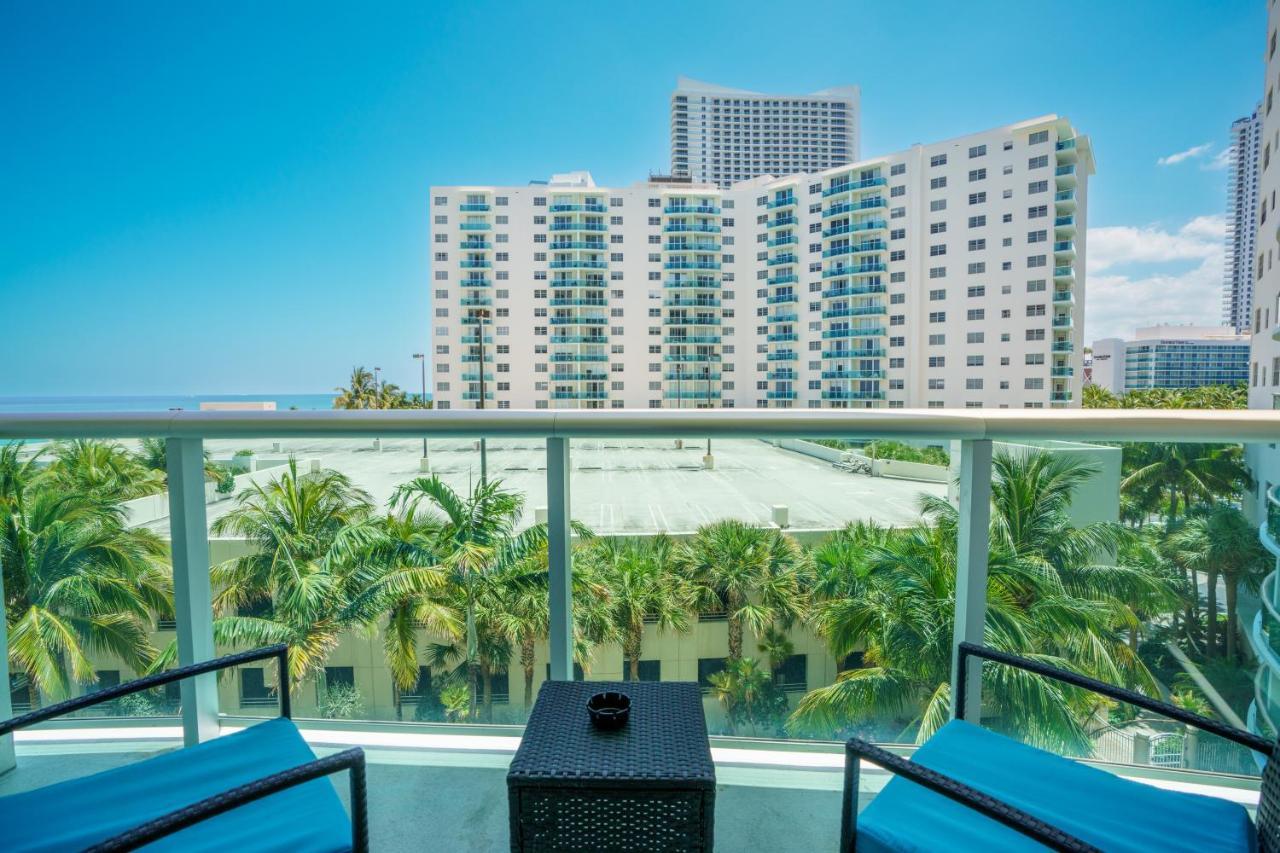 Modern 1 Bdr Oceanview With Direct Beach Access! Hollywood Exteriör bild