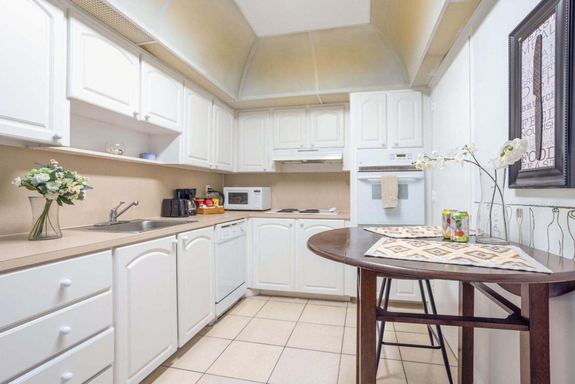 Modern 1 Bdr Oceanview With Direct Beach Access! Hollywood Exteriör bild