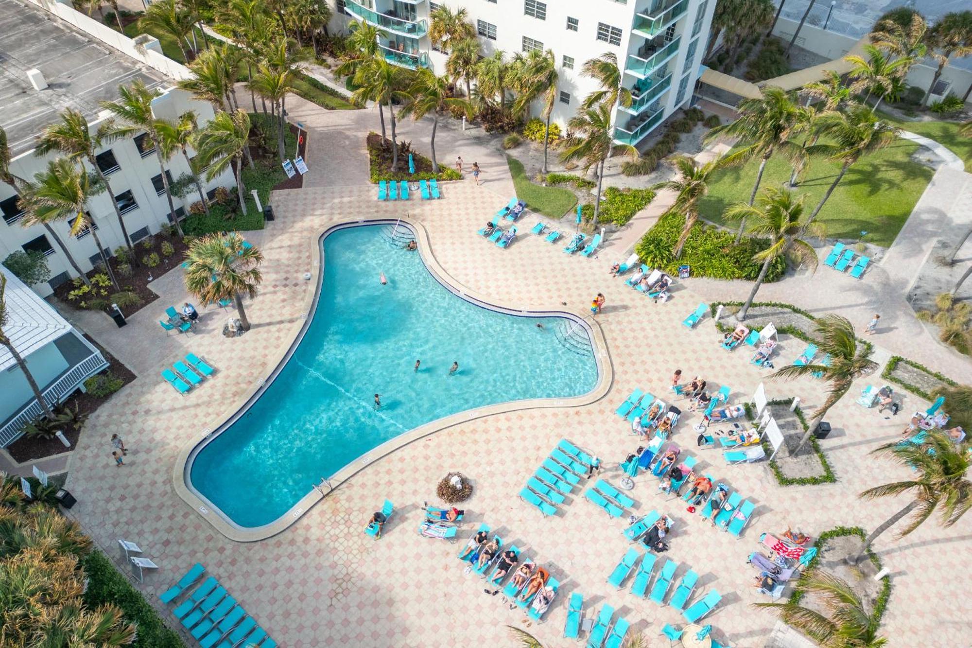 Modern 1 Bdr Oceanview With Direct Beach Access! Hollywood Exteriör bild