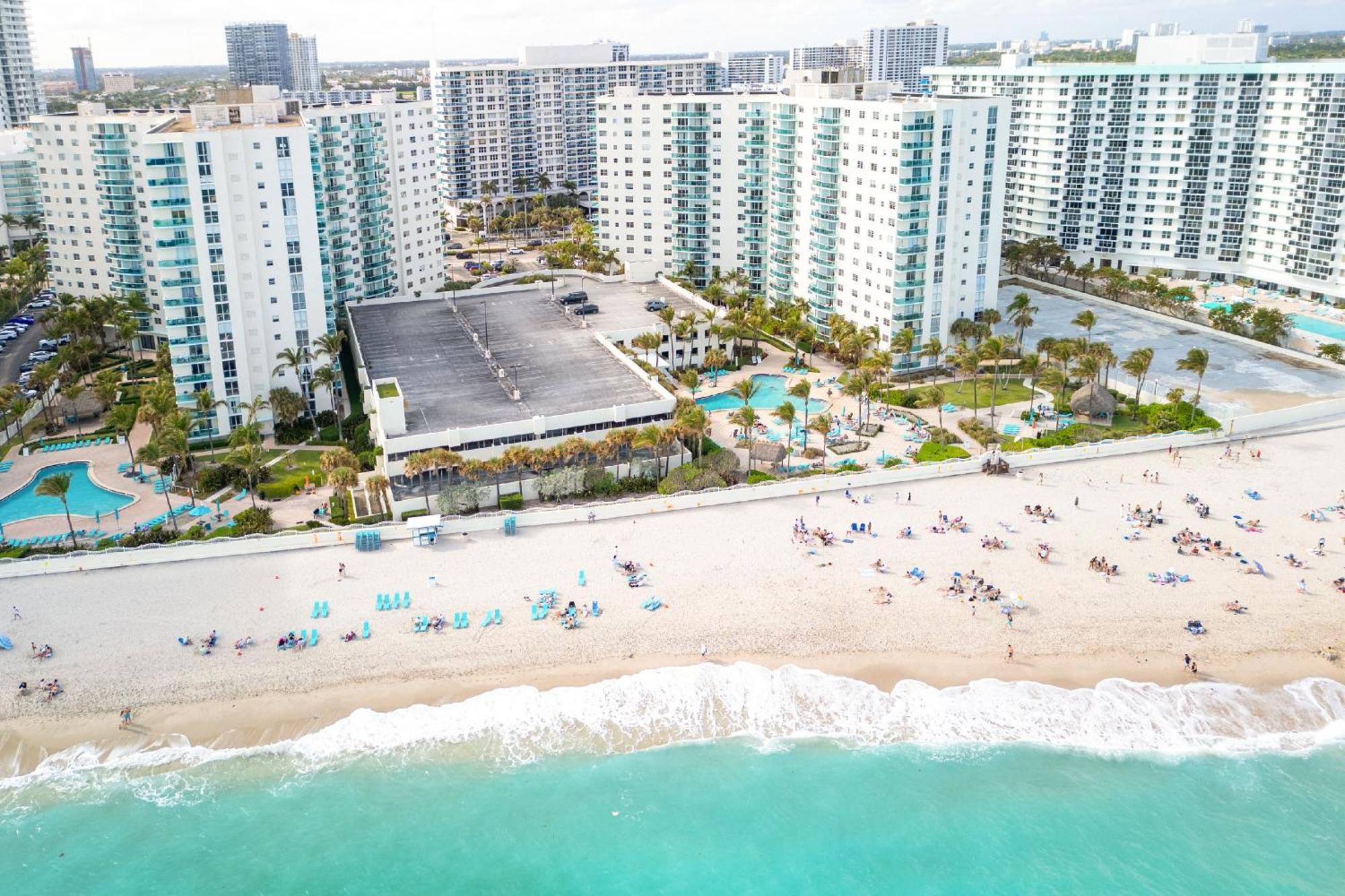 Modern 1 Bdr Oceanview With Direct Beach Access! Hollywood Exteriör bild
